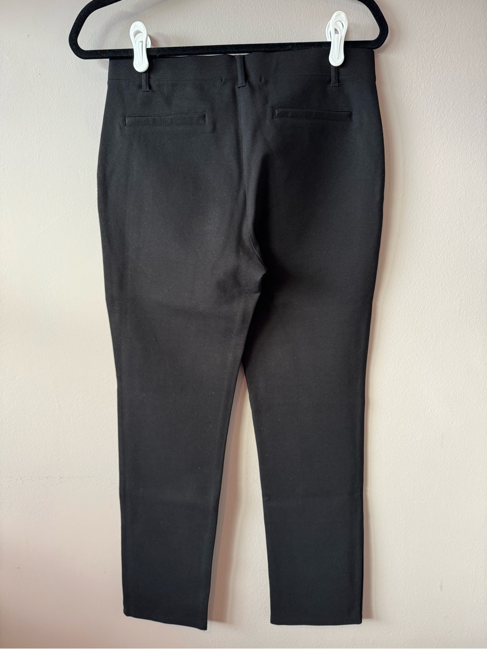 Quince Women’s Black Ultra-Stretch Ponte Straight Leg Pants Size Medium - Picture 6 of 8